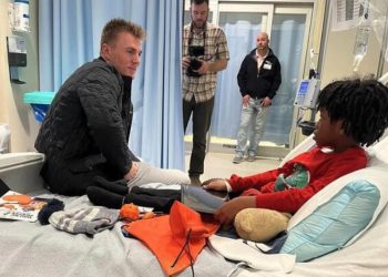 Broncos Star Bo Nix Surprises Young Patient, Touching Story Goes Viral